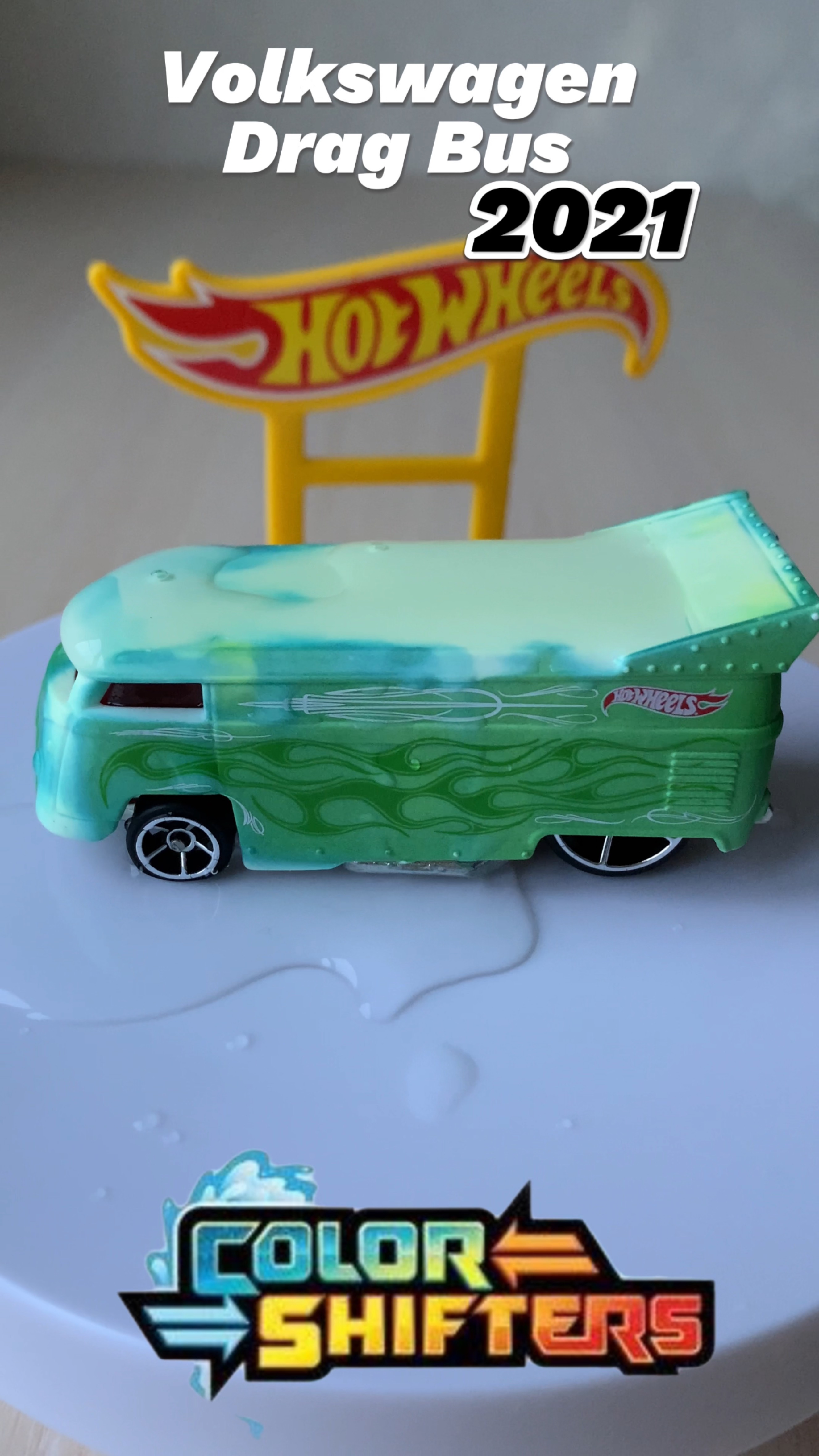 Volkswagen Drag Bus 2021 hot wheels