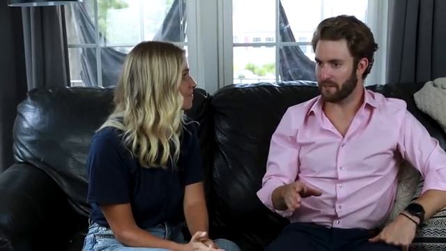 38 Minutes of Real Life English Conversation - Intermediate level English Interview