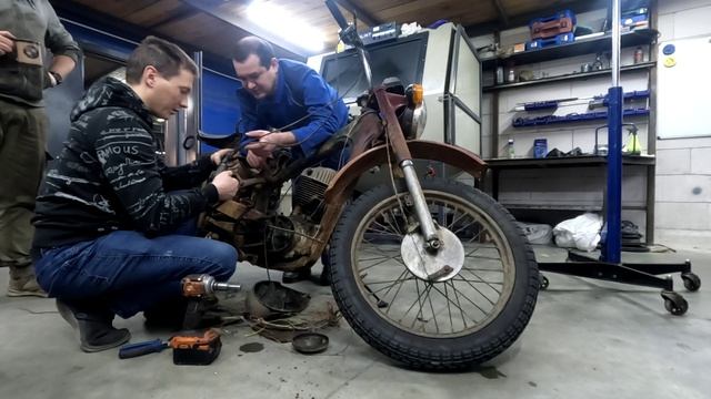 Восстанавливаю Иж-49 из моего детства.