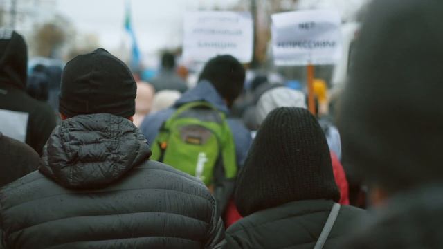 Толпа сама казнила преступников | Но виноваты ли они?