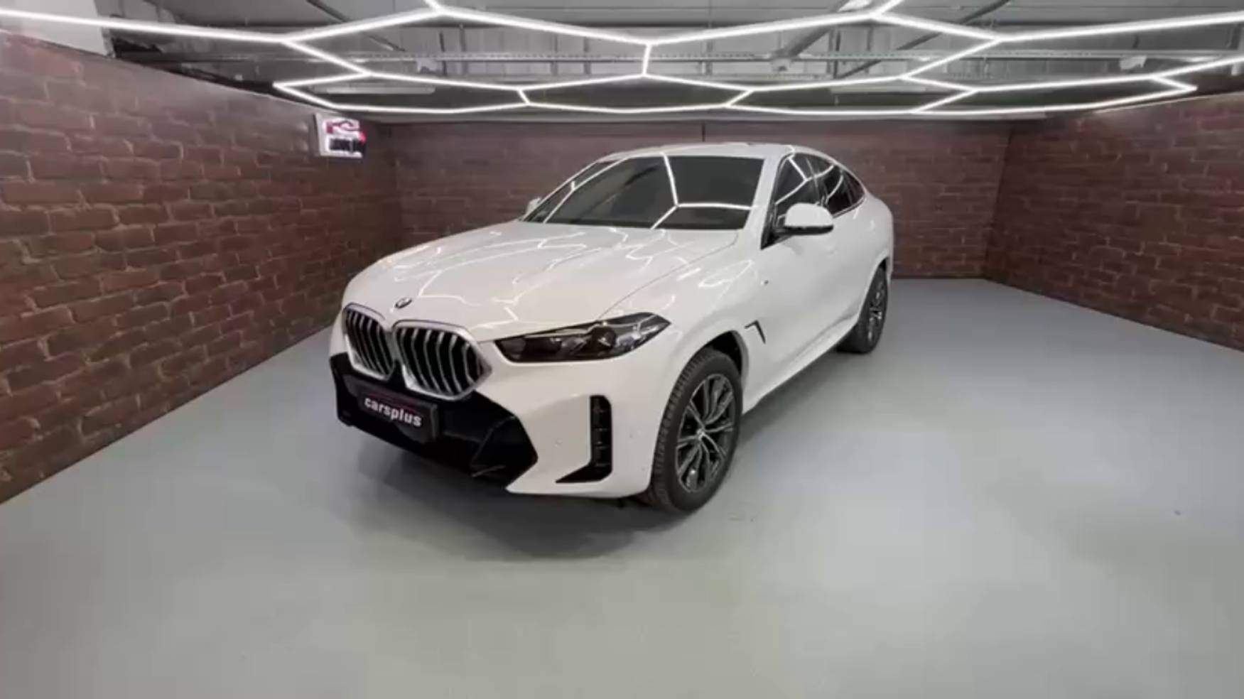 В наличии BMW X6👇
