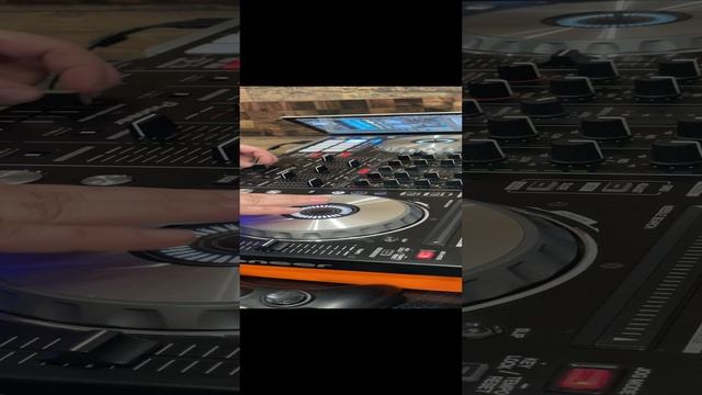 Контролер от pioneer dj ddj sx #scratch #scratchdj