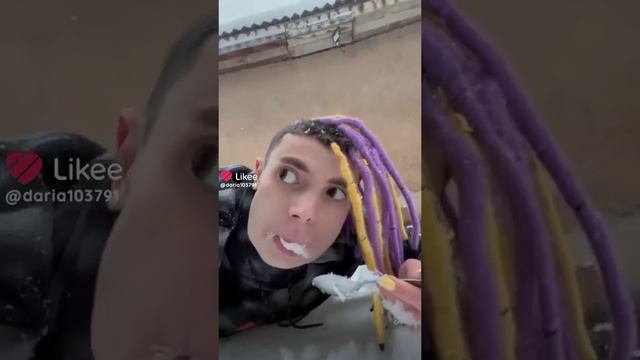 https://l.likee.video/v/6j2IDA