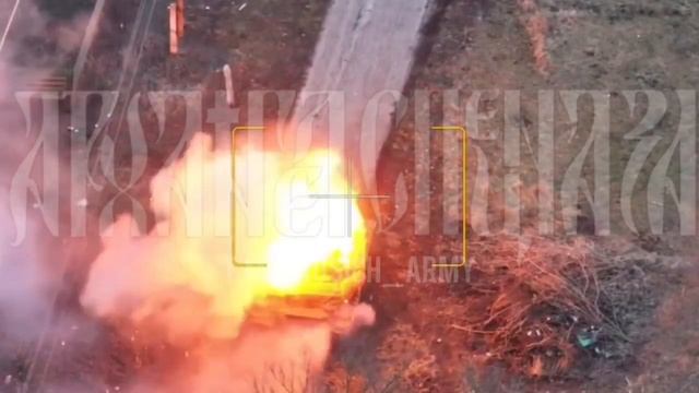 «Ветераны» сжигают танк ВСУ с одного дрона