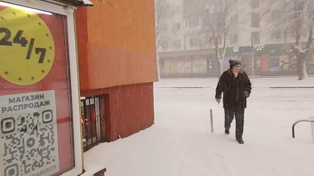 КАЛИНИНГРАД 2025: снегопад в Балтрайоне - 3 января 2025, ПТ