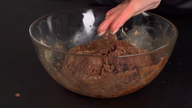 Noch nicht ausprobiert? Blitzschnelles Weihnachtsdessert in 7 Min: Ohne Mehl & Eier, super einfach!