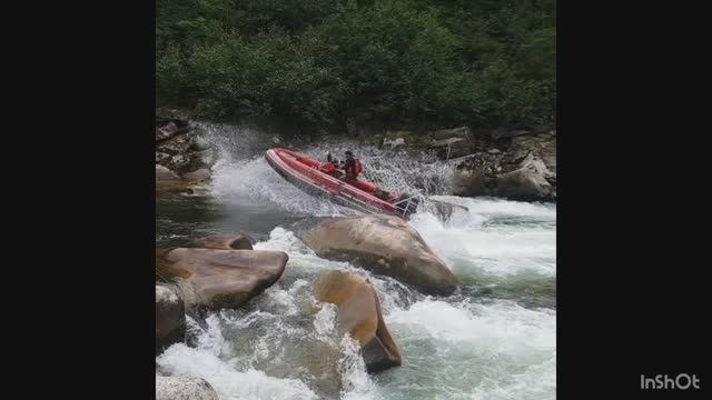 Темп и красота водомётной лодки!