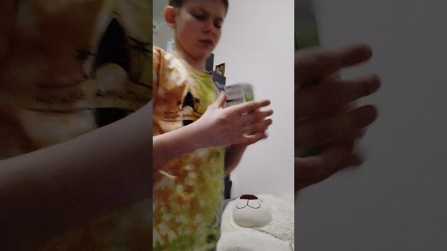 Маленький против старшего