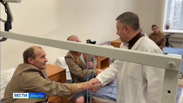 Игорь Кобзев поздравил с Новым годом сотрудников экстренных оперативных служб