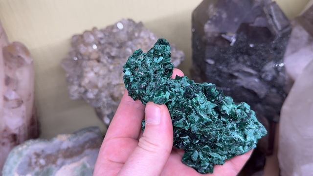Лучистый малахит. Конго. 212 г. Минерал (1)