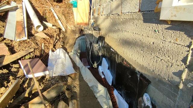 дела заботы. Делаю водоотведения от дома.