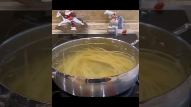 Сварить спагетти не ломая