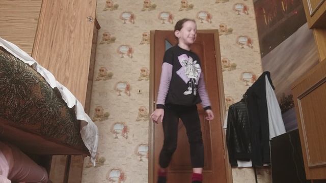 и с нами сумашедшей😅😹