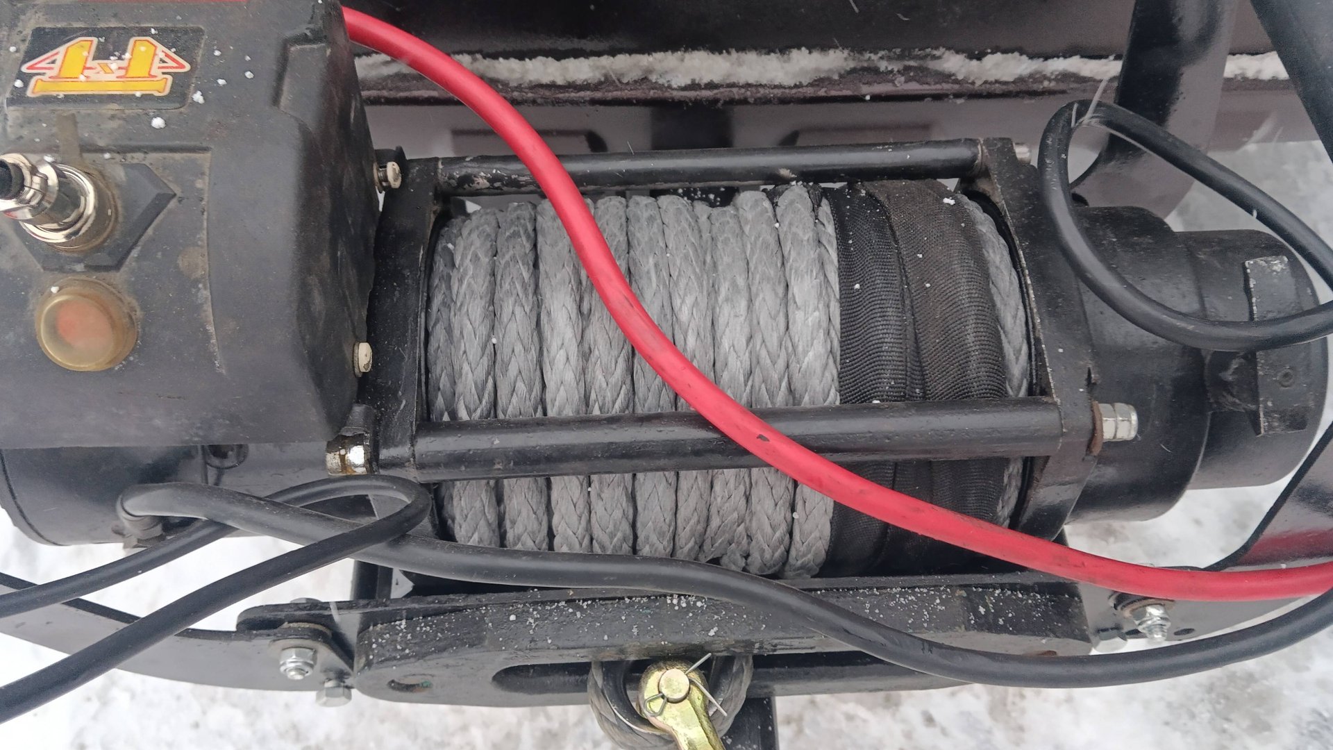 Внешняя лебёдка на Nissan Pathfinder R51