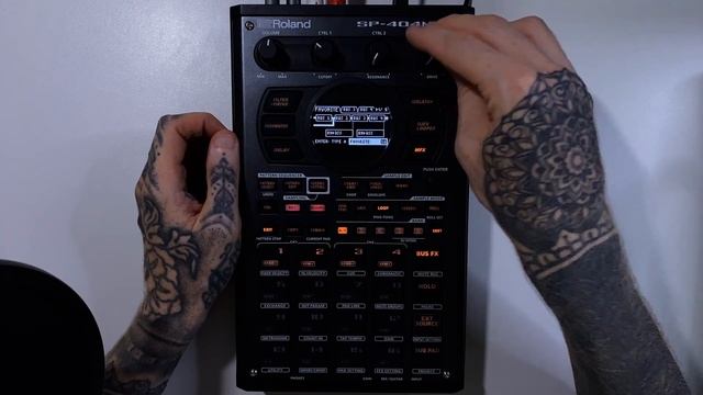 Roland SP-404 MKII Tutorial Series 51 - Assign Custom Top 5 FX Buttons