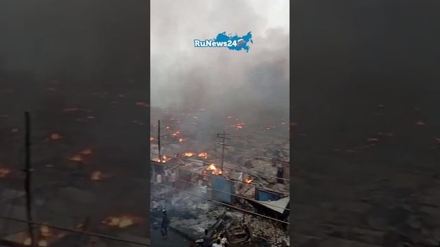 Пожар уничтожил крупнейший рынок в Гане