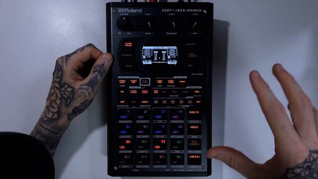 Roland SP-404 MKII Tutorial Series 44 - DJ Mode - Cueing & FX Routing
