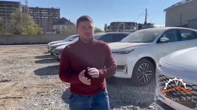 Очередное поступление, Voyah free и Changan UNI-K.
