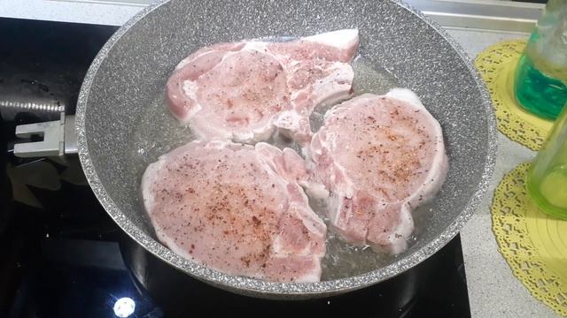 жарим мясо