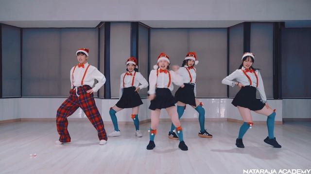 Sia - Santas Coming For Us  Teeni Choreography