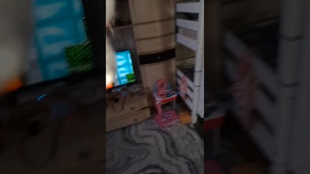 Пожалуйста, помогите. 🆘 Как слезть???((