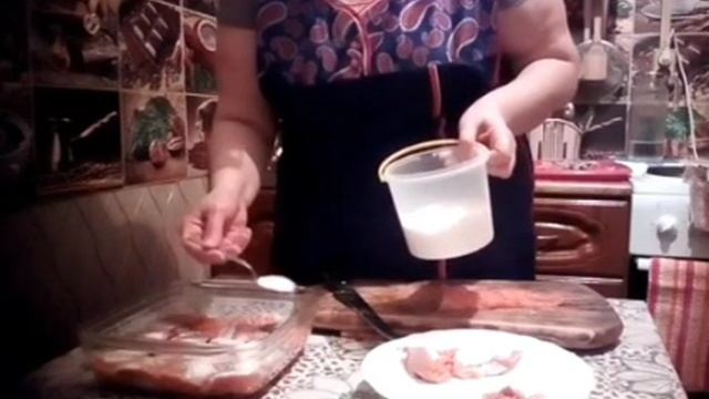 03-01-2025 Солю горбушу. Варю уху.