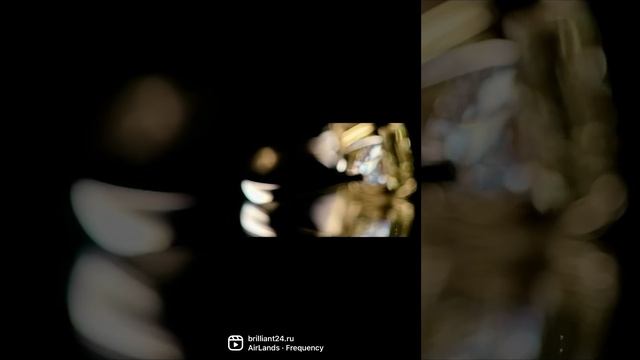 Желтый природный 12 каратный бриллиант в кольце из платины