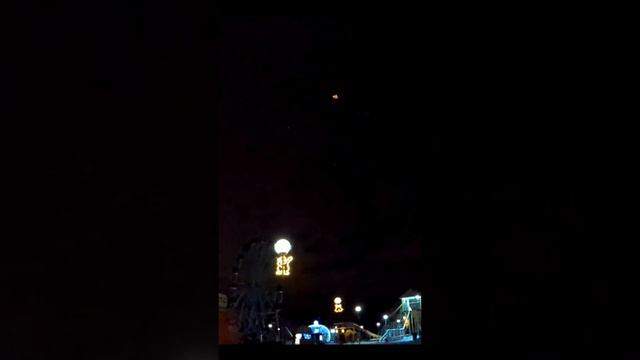 Новый год к нам мчится.mp4