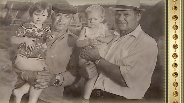 МАМИН АЛЬБОМ ,  музыка и исполнение Владимира Пипекина, слова  Ст.Волкова.