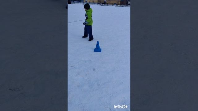 Тренировка зима 2023 год.
Алексей 9 лет
Лёва 7 лет.
Тамбов.