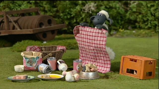 Барашек Шон / Shaun the Sheep (Мультфильм) 2007г. s01e13 - Buzz Off Bees