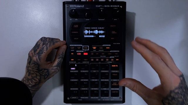 Roland SP-404 MKII Tutorial Series 21 - Sample Chopping
