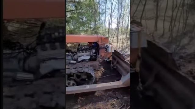 А мы тут дорогу делаем на ДТ 75 с японским V8