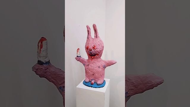 Розовый кролик