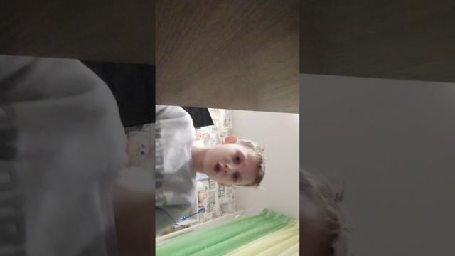 нубик и бро