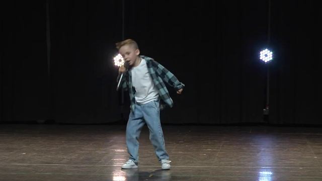 Скробот Роман, 6 лет, Районы-кварталы, г.Москва конкурс "Твой голос" 2022 г.