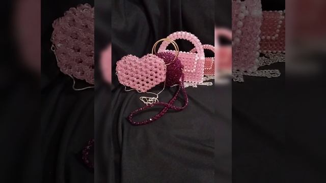 Сумочки из бусин 👛👛👛