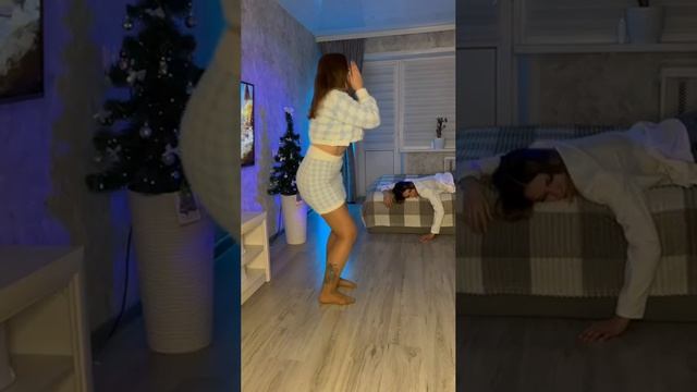 СУМА СХОДЯТ ОТ СКУКИ