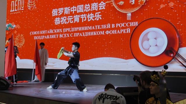 Китайские артисты. Ушу шоу. Заказать выступление в Москве.