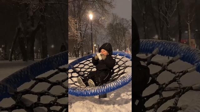 Какой же он вкусный Самый Первый Снег