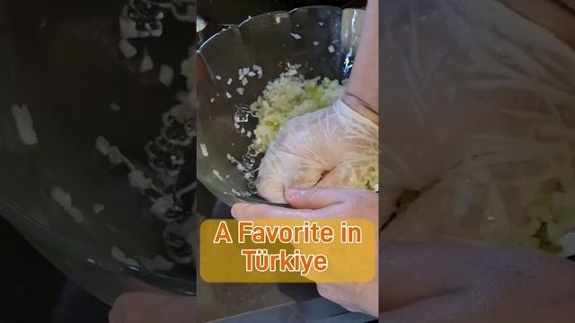 Learn to Make Lahmacun #turkishamerican #turkishfood #lahmacun #foodandtravel