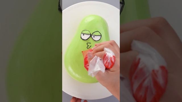 #shorts So Good Avocado Cake Decorating Idea