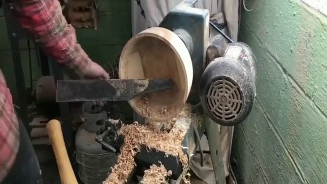 proses pembuatan mangkok handle dengan bahan kayu