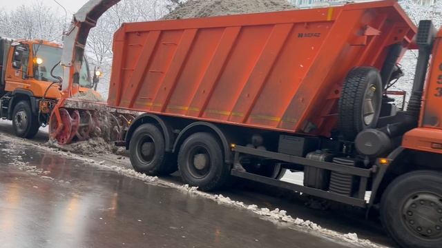 Уборка снега в Москве январь 2025