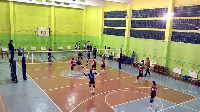 Кудрявцева Анастасия подаёт сопливый эйс!