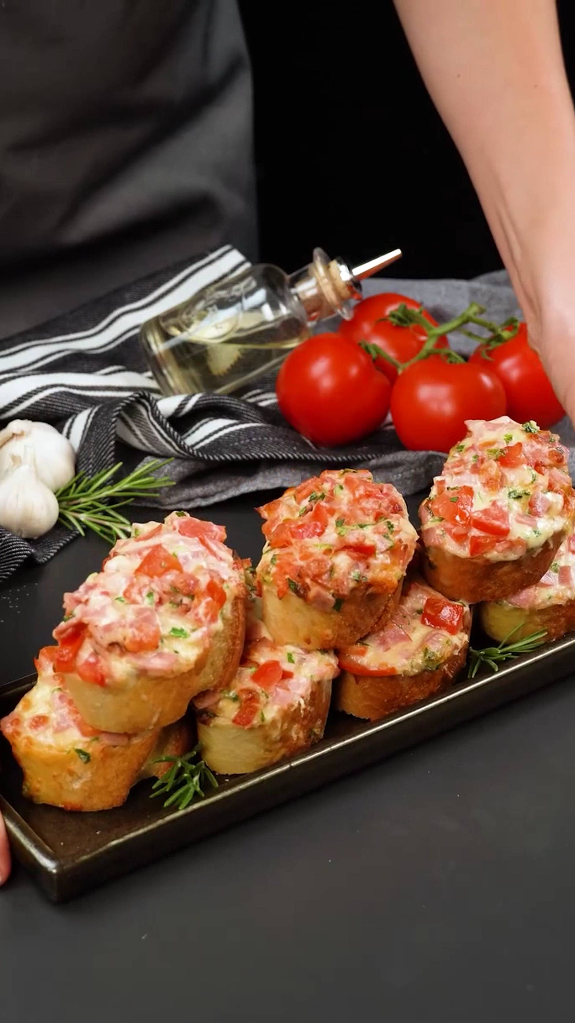 Гарантированный успех! Самая простая и вкусная закуска из хлеба
