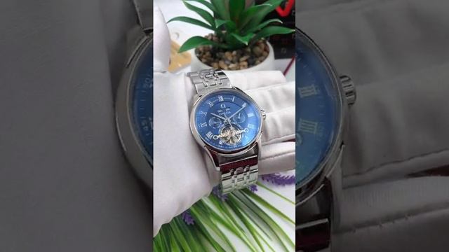 Часы Omega механические с автоподзаводом с хронографом с двойным календарем