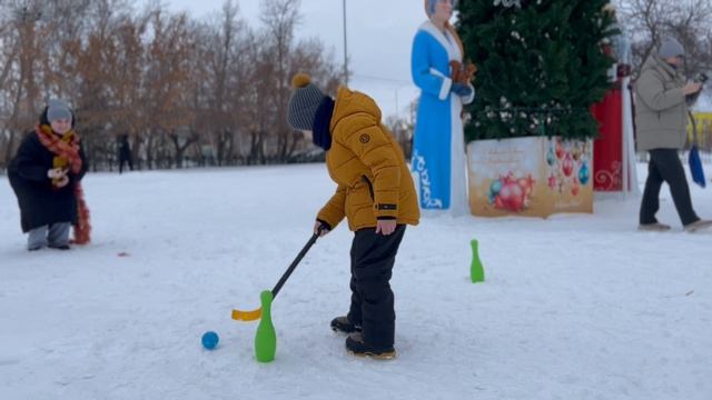 Братья Шушарины на игровой программе «Мы шагаем в Новый год»