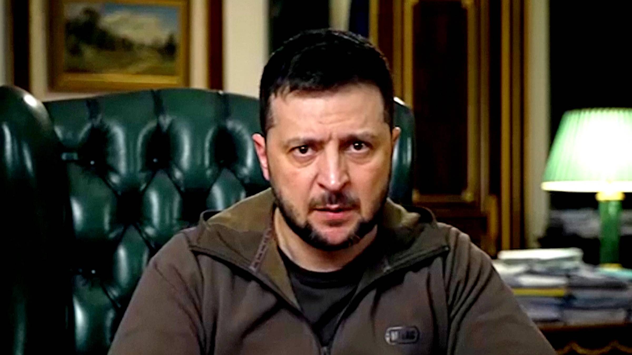 Зеленского заподозрили в подготовке украинцев к снижению призывного возраста