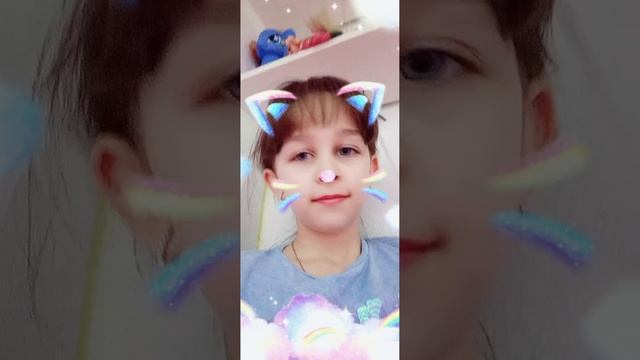 Я радужная кошка 🐱 🌈